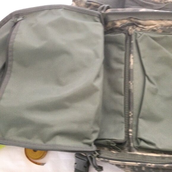 Outdoor Camo Backpack Mens Army Military Camping Hiking Bag Straps bug Out Gear - Picture 4 of 12